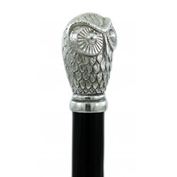 Walking sticks for the elderly in pewter and wood. Resistant and customizable Cavagnini. Owl knob